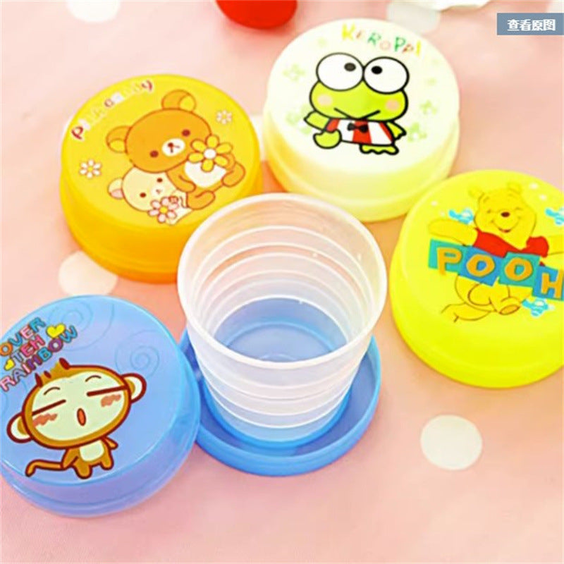 (NW000211) PortablePlastic Magic Glass for kids - Water Drinking Mug for Traveling, &amp; School (random color)